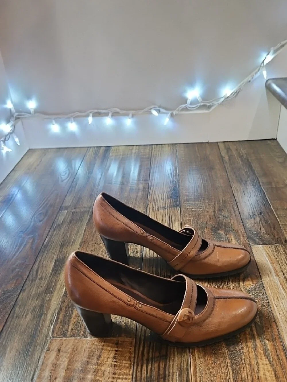 AEROSOLES Brown Leather Mary Jane Block Heel Pumps